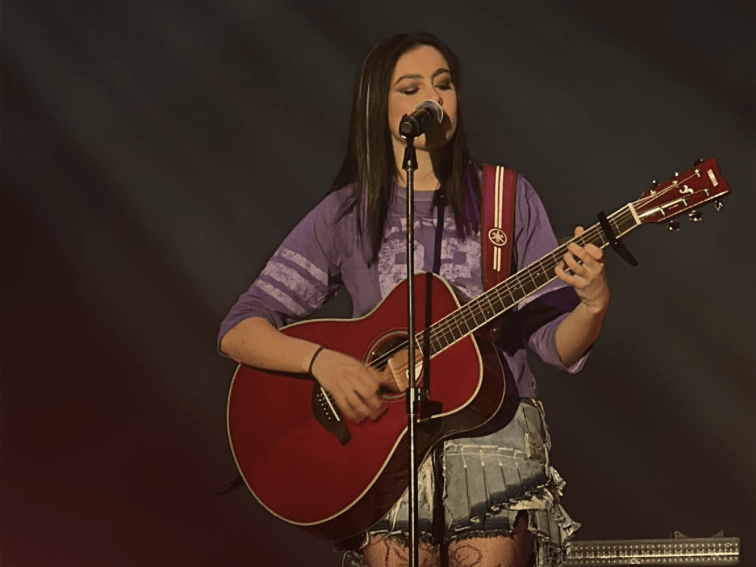 Chiara Oliver conquista Torremolinos en una noche algo diferente para la&nbsp;artista